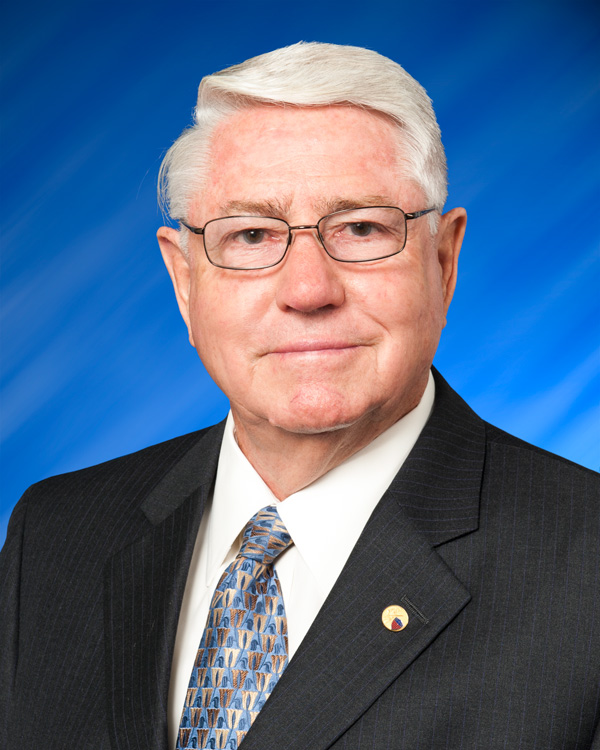 Headshot of Douglas Burnett