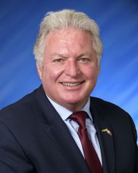 headshot of Ron Howse