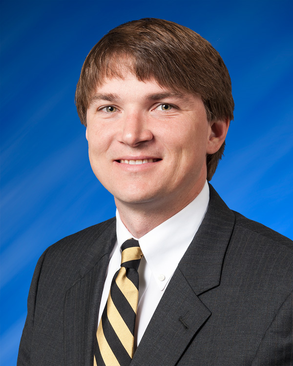 Headshot of Fred Roberts