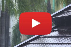 Youtube play button on top of an image