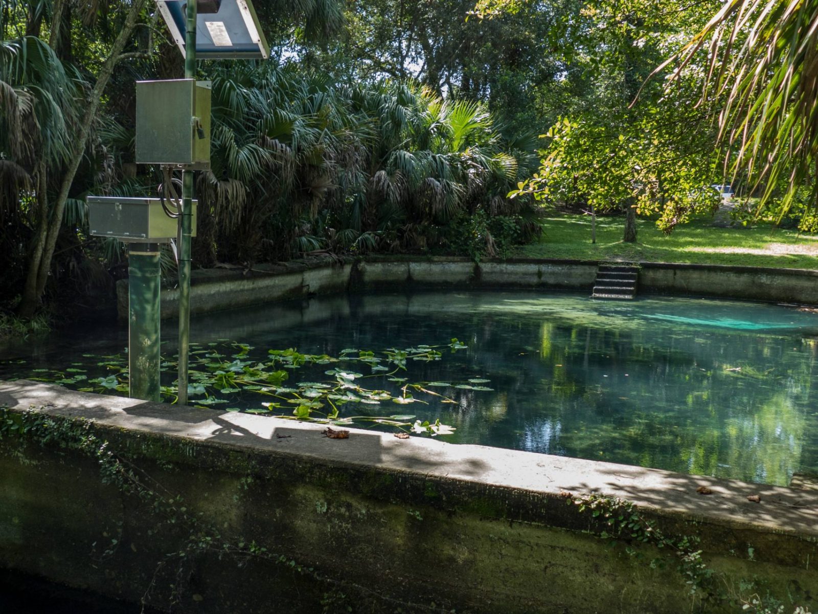20170829-235215-1 Water monitoring equipment at Palm Springs