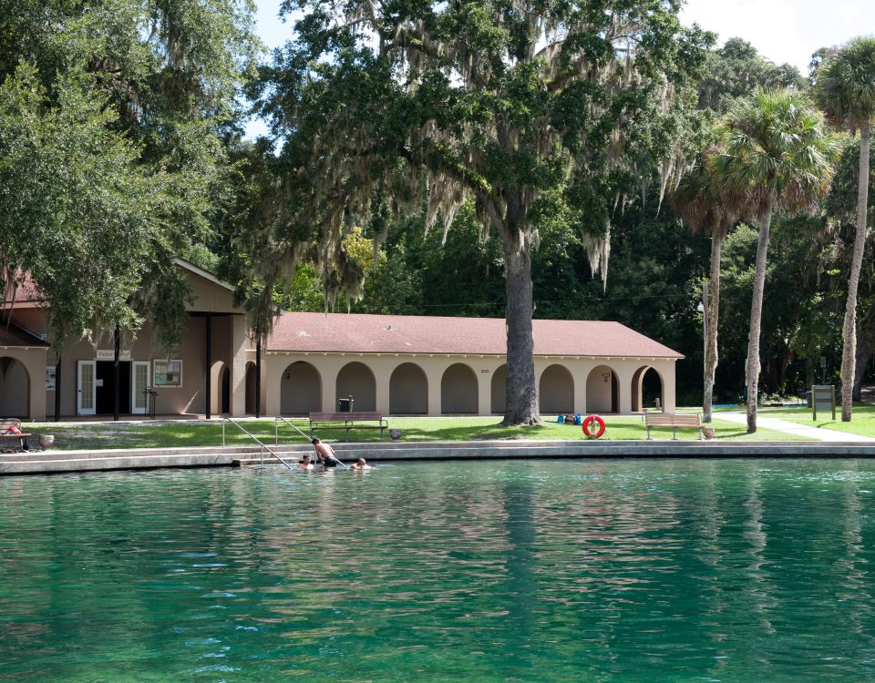 Building next to DeLeon Springs