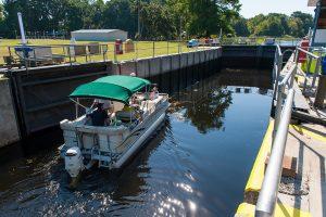 A boat entering into Burrell Lock