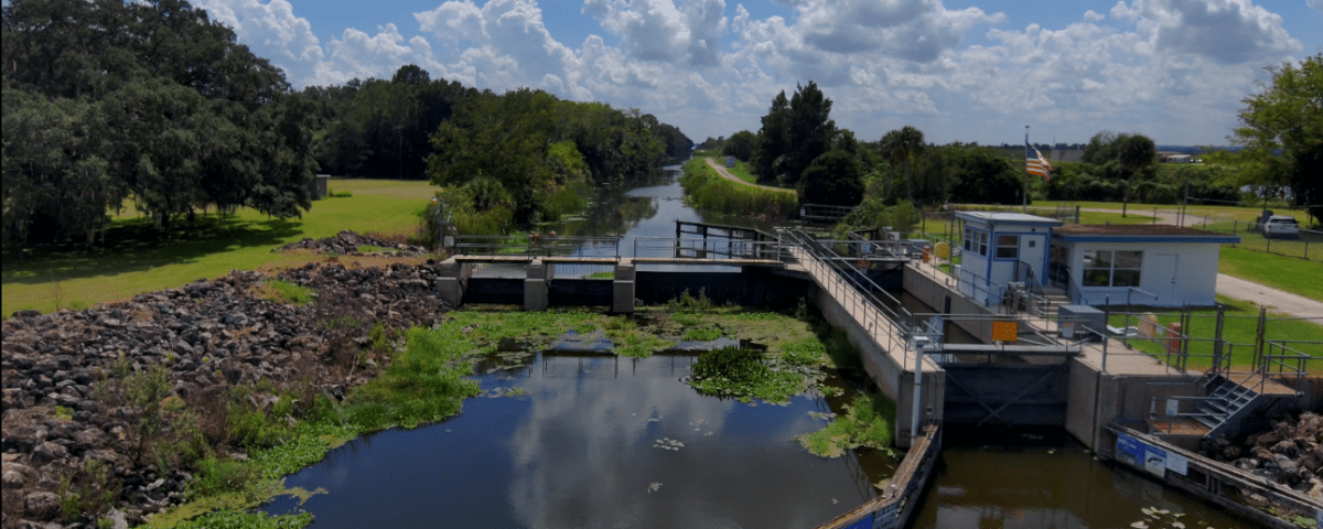 Photo showing lock structure on a waterway
