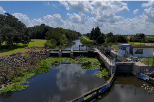 Photo showing lock structure on a waterway