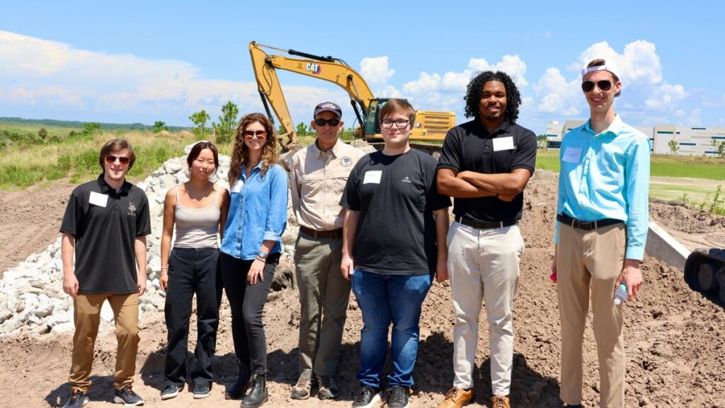 Five engineering students from the University of Central Florida (UCF) recently traded textbooks for hands-on experience as part of the Knight Shadow Program, spending the day at the St. Johns River Water Management District (District) to see what it’s really like to be an engineer working to protect Florida’s water resources.