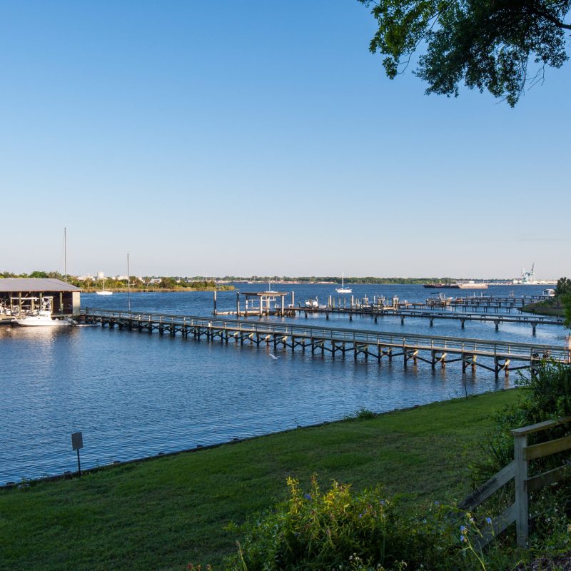 Jacksonville waterfront - St. Johns River